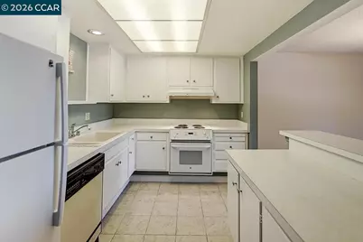 1400 Canyonwood Ct #6, Walnut Creek, CA 94595 - Photo 5