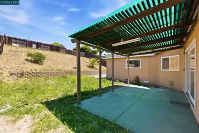 20 Buena Vista, Pittsburg, CA 94565 - Photo 33