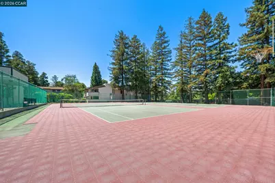 5460 Concord Blvd #B8, Concord, CA 94521 - Photo 23