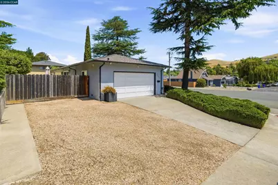 2297 Johanna Ct, Pinole, CA 94564 - Photo 31