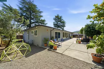 2297 Johanna Ct, Pinole, CA 94564 - Photo 27