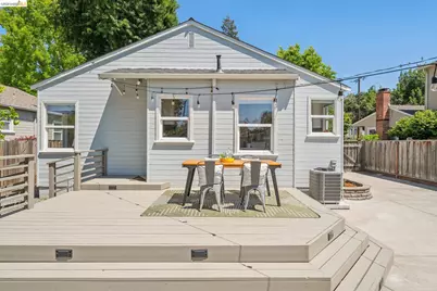 264 Marlow Drive, Oakland, CA 94605 - Photo 49