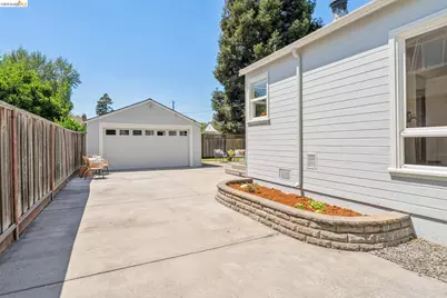 264 Marlow Drive, Oakland, CA 94605 - Photo 51