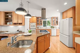 2050 Blackwood Dr, Walnut Creek, CA 94596 - Photo 9
