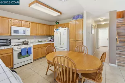 897 Sapphire Cir, Vacaville, CA 95687 - Photo 13