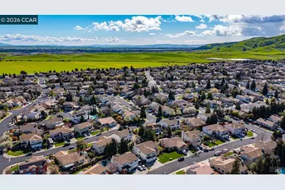 897 Sapphire Cir, Vacaville, CA 95687 - Photo 39