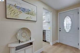 34312 Cornwallis Ct, Fremont, CA 94555 - Photo 9