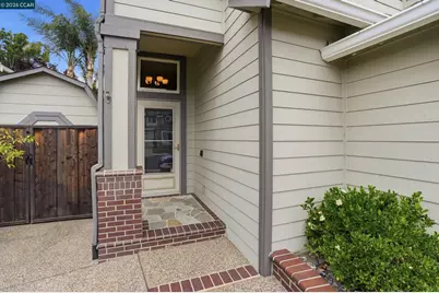 112 Mont St Michel Way, Martinez, CA 94553 - Photo 3