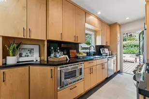 6611 Pinehaven Rd, Oakland, CA 94611 - Photo 19
