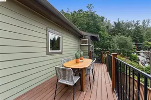 6611 Pinehaven Rd, Oakland, CA 94611 - Photo 63