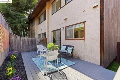 3800 Maybelle Ave #7, Oakland, CA 94619 - Photo 3
