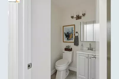 3800 Maybelle Ave #7, Oakland, CA 94619 - Photo 9