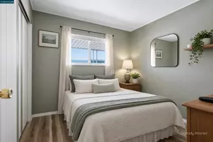54 Koch Ln, Concord, CA 94518 - Photo 17