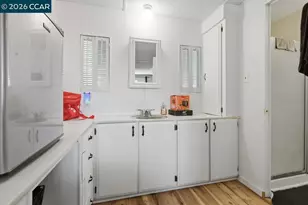 54 Koch Ln, Concord, CA 94518 - Photo 23