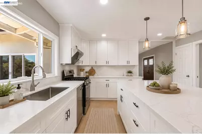 3727 Northridge Dr, Concord, CA 94518 - Photo 9