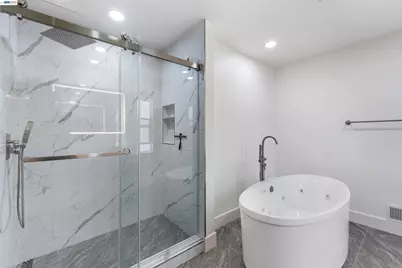 3727 Northridge Dr, Concord, CA 94518 - Photo 61