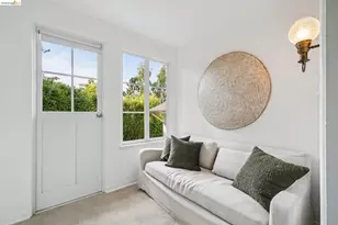 5933 Johnston Dr, Oakland, CA 94611 - Photo 31