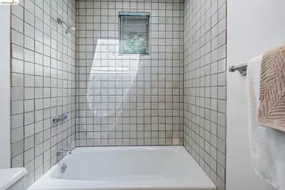 100 Avenida Drive, Berkeley, CA 94708 - Photo 29