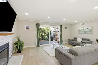 2394 Tahiti St, Hayward, CA 94545 - Photo 9