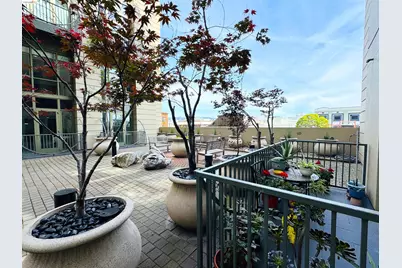 423 7th St #303, Oakland, CA 94607 - Photo 9