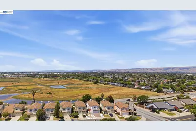 8511 Mahogany Pl, Newark, CA 94560 - Photo 49