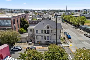 402 10th St, Oakland, CA 94606 - Photo 13