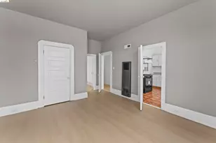 402 10th St, Oakland, CA 94606 - Photo 7