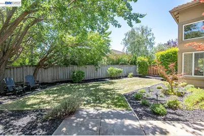 705 Newbury Street, Livermore, CA 94551 - Photo 43