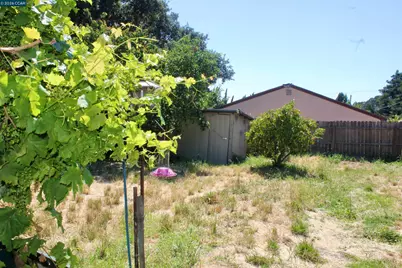 715 Santa Maria Rd, El Sobrante, CA 94803 - Photo 13
