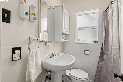 1288 107th, Oakland, CA 94603 - Photo 13