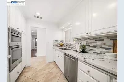 7654 Cardigan St, Dublin, CA 94568 - Photo 5