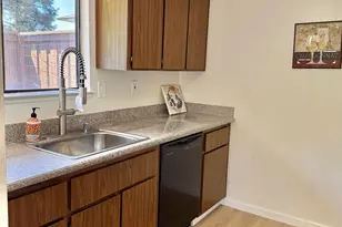 2400 Horizon Ln, Antioch, CA 94509 - Photo 9