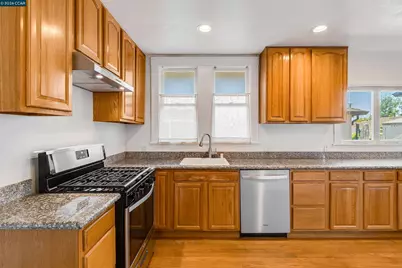 439 44th St, Richmond, CA 94805 - Photo 25