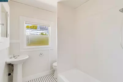 439 44th St, Richmond, CA 94805 - Photo 19