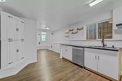 818 18th St, Oakland, CA 94607 - Photo 43