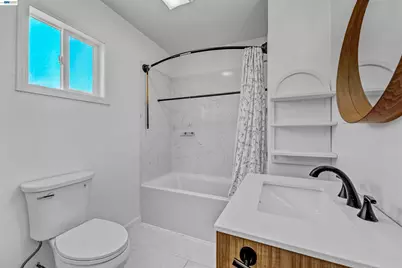 818 18th St, Oakland, CA 94607 - Photo 13