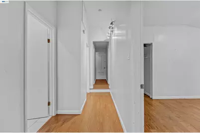 818 18th St, Oakland, CA 94607 - Photo 25
