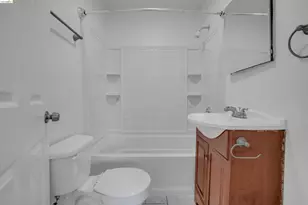 627 Gratton Ave, Stockton, CA 95205 - Photo 15
