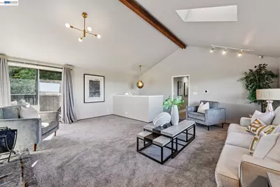 15 Surmont Ct, Lafayette, CA 94549 - Photo 33
