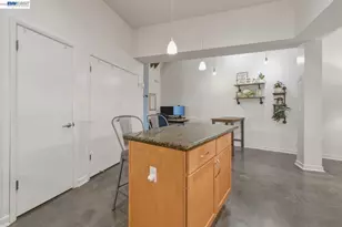 594 Manzana Pl, San Jose, CA 95112 - Photo 11