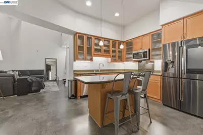 594 Manzana Pl, San Jose, CA 95112 - Photo 9