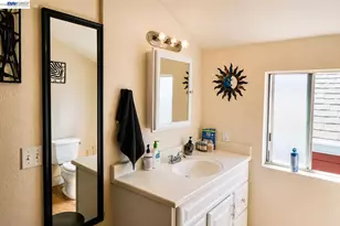 3338 San Leandro St, Oakland, CA 94601 - Photo 13