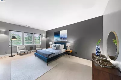 7010 Pinehaven Rd, Oakland, CA 94611 - Photo 13