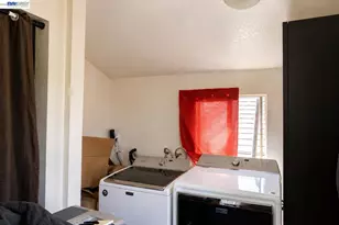 3338 San Leandro St, Oakland, CA 94601 - Photo 13