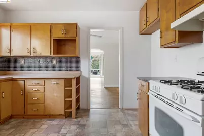 1035 Pomona Ave, Albany, CA 94706 - Photo 11