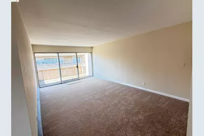 260 Industrial Pkwy #38, Hayward, CA 94544 - Photo 1