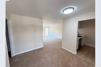 260 Industrial Pkwy #38, Hayward, CA 94544 - Photo 5