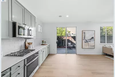 32 Colby Ct, Pleasanton, CA 94566 - Photo 11