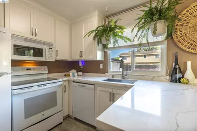 3734 Carrigan Cmn, Livermore, CA 94550 - Photo 5