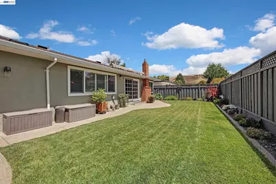 524 Hillview Dr, Fremont, CA 94536 - Photo 27